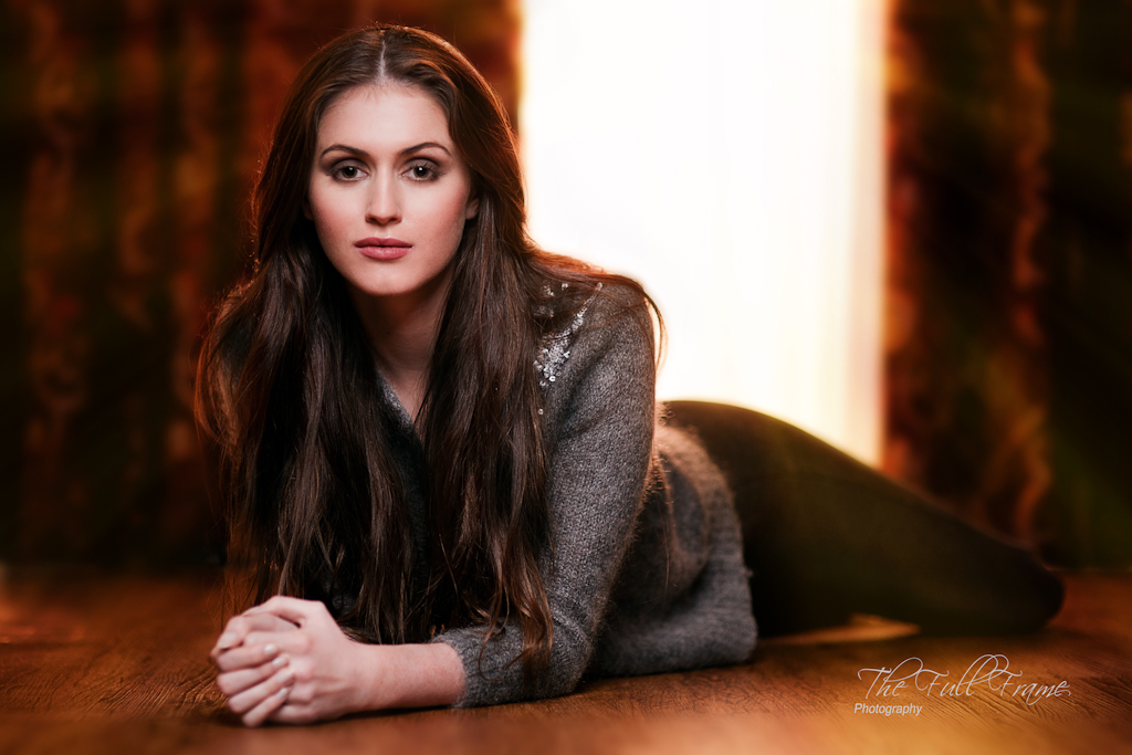 IMAGE: http://www.thefullframe.co.uk/images/Olivia_s-5.jpg